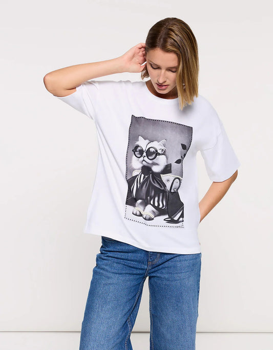CAMISETA OVERSIZE CON APLICACIONES “FASHION CAT” – ARTE URBANO Y GLAM - Ada Cepeda Shop