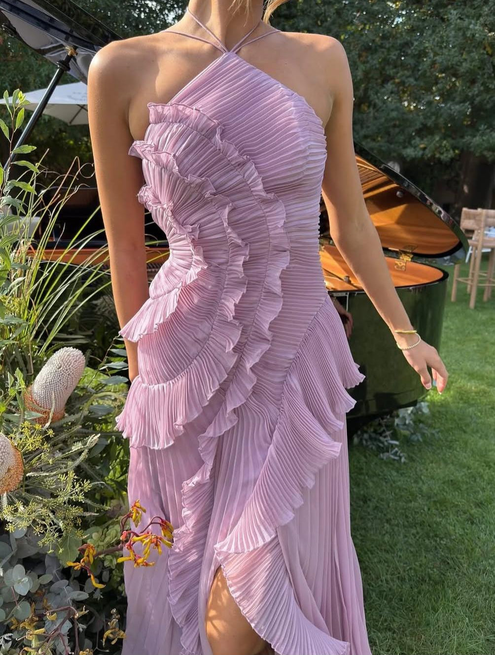 ROXY|VESTIDO LARGO ASIMÉTRICO PLISADO CON VOLANTES