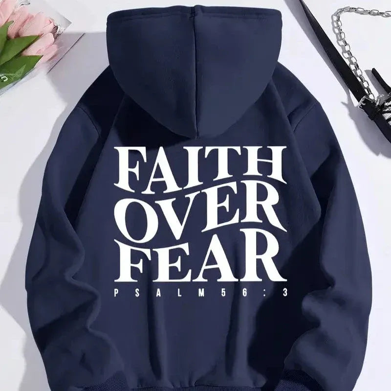 SUDADERA CON CAPUCHA FAITH OVER FEAR ESTILO INSPIRACIONAL - Ada Cepeda Shop
