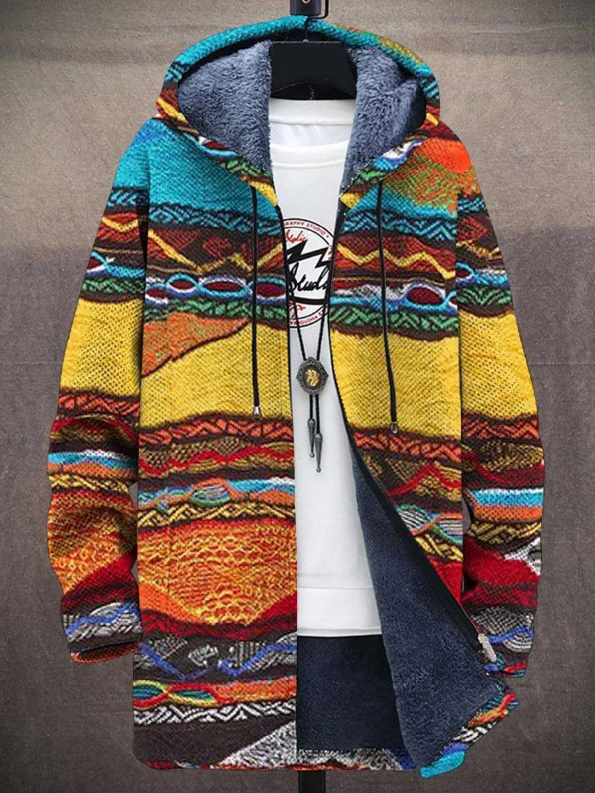 CHAQUETA CON CAPUCHA DE DISEÑO GEOMÉTRICO MULTICOLOR - Ada Cepeda Shop