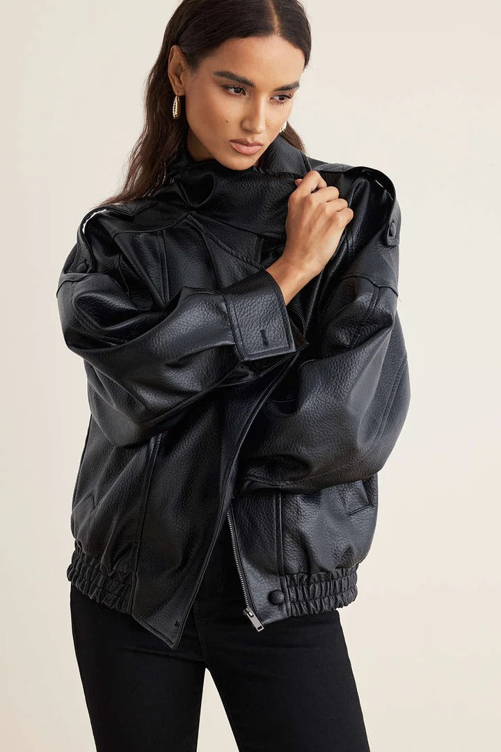 CHAQUETA CON BOTONES DE PIEL SINTÉTICA - Ada Cepeda Shop