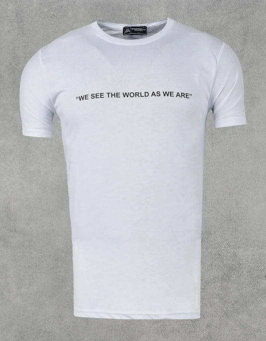 CONVERS|CAMISETA BLANCA STREETWEAR OVERSIZE SNEAKER ART – DISEÑO GRÁFICO EDITORIAL EXCLUSIVO - Ada Cepeda Shop