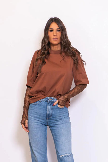 LOLA|CAMISETA CON ENCAJE - Ada Cepeda Shop