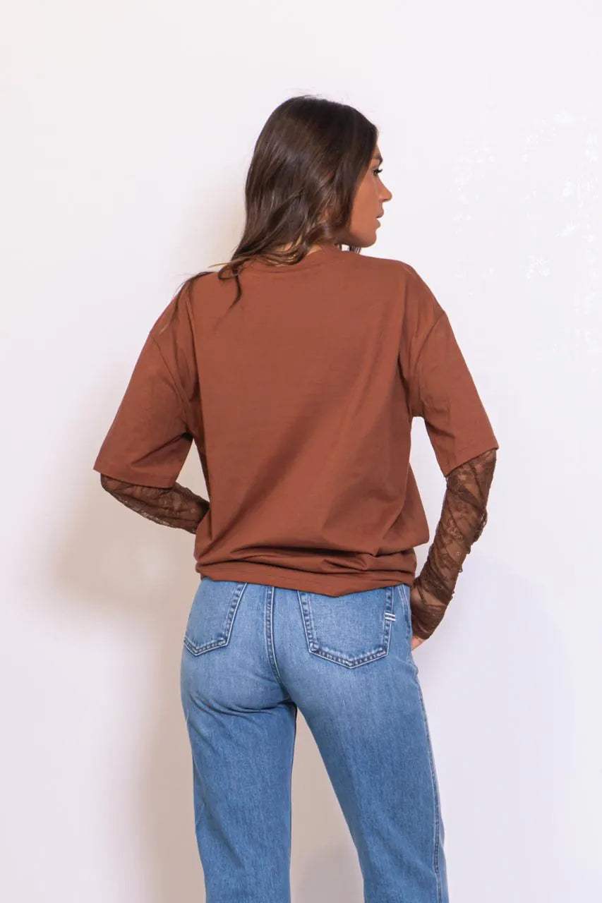 LOLA|CAMISETA CON ENCAJE - Ada Cepeda Shop