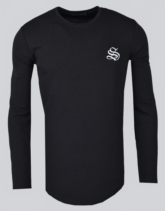 CAMISETA NEGRA PREMIUM DE MANGA LARGA – ESTILO MODERNO Y AJUSTE SLIM - Ada Cepeda Shop