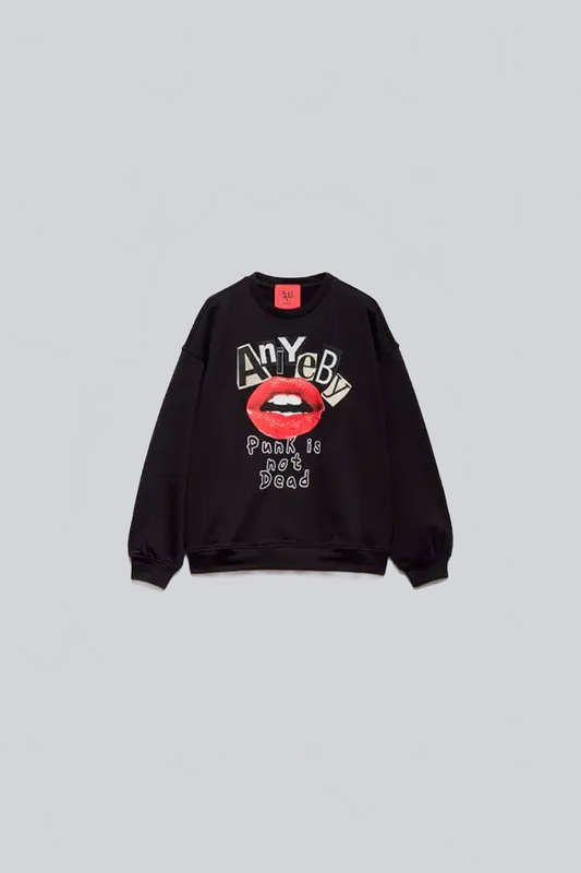 SUDADERA OVERSIZE “PUNK IS NOT DEAD” – ACTITUD REBELDE - Ada Cepeda Shop