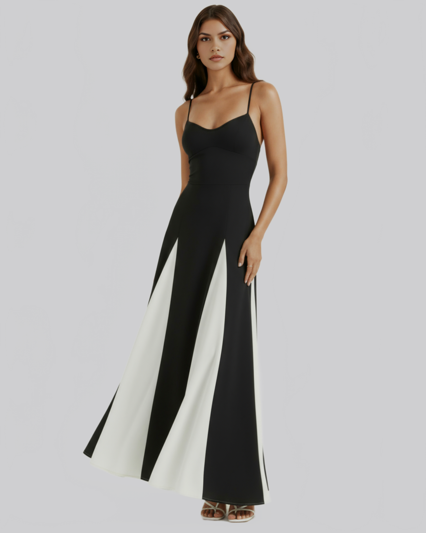 PORTO|VESTIDO LARGO NEGRO CON DETALLES FLUIDOS - Ada Cepeda Shop