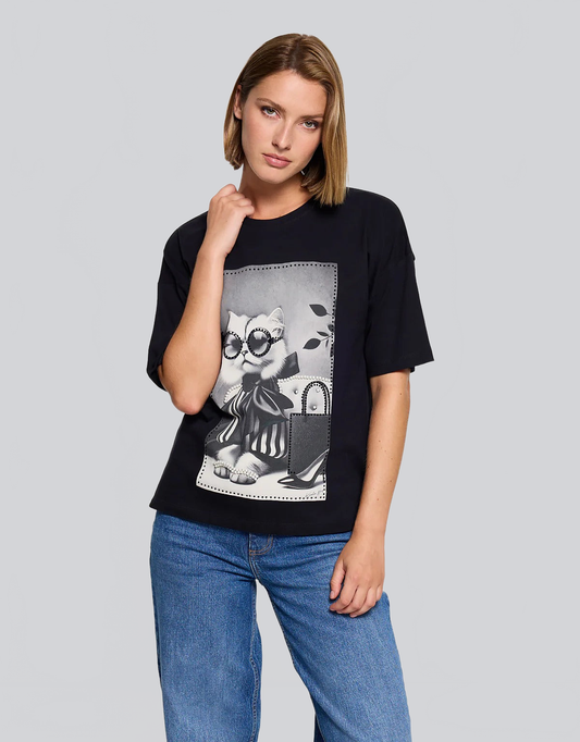 CAMISETA OVERSIZE CON APLICACIONES “FASHION CAT” – ARTE URBANO Y GLAM - Ada Cepeda Shop
