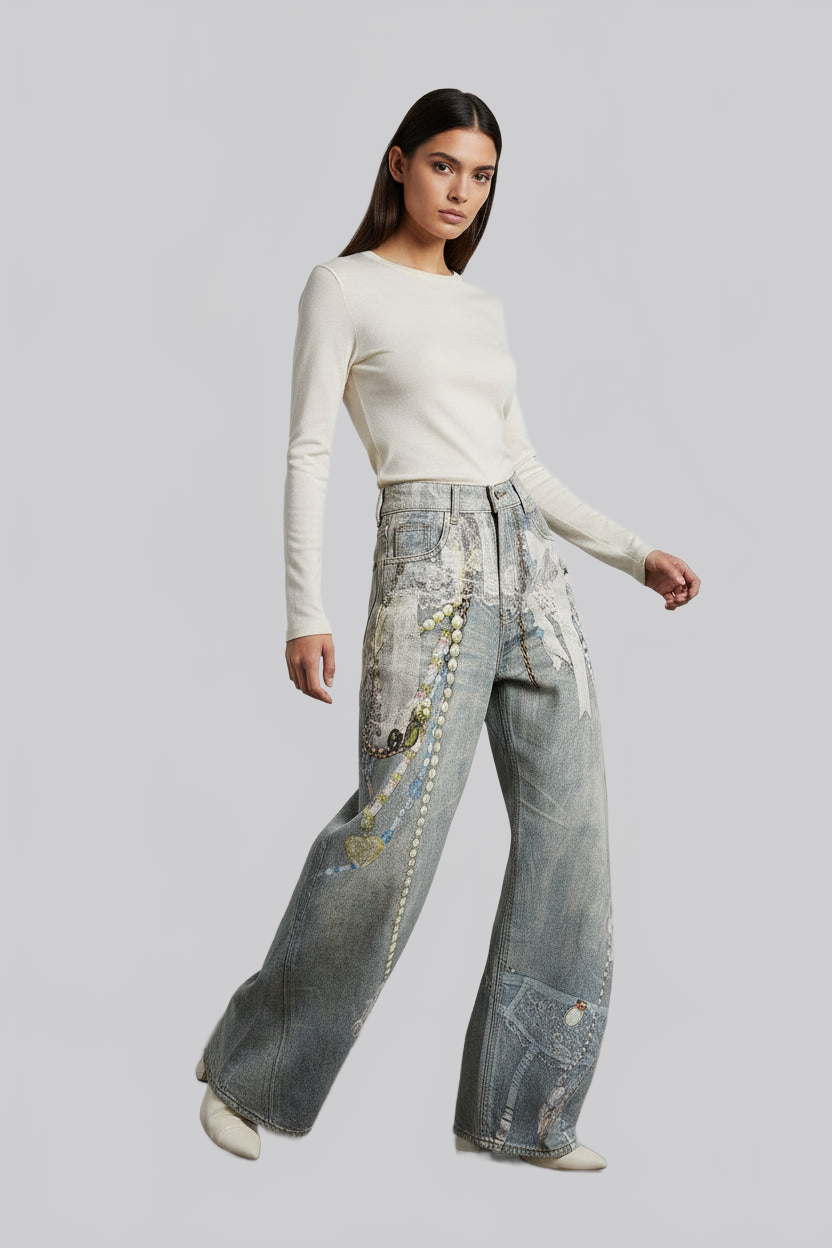 PANTALÓN JEANS ANCHO PATCHWORK CON DETALLES ARTÍSTICOS - Ada Cepeda Shop